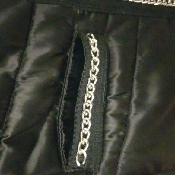 POLISHED LOOK ♥️White House Black Market vest with silver chain details - Picture 7 of 11